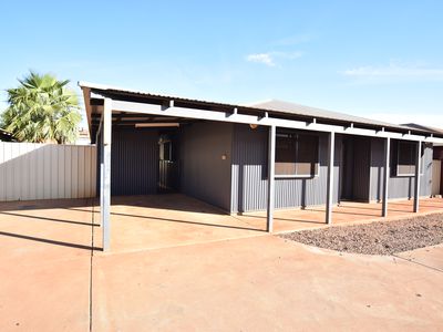 12 / 4 Reynolds Place, South Hedland