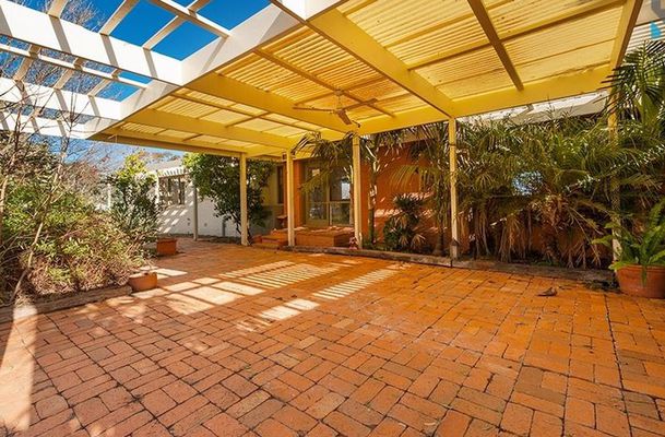 115 St Johns Road, Oaklands Junction
