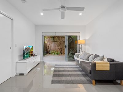 12 / 16 Selborne Street, Mount Gravatt East