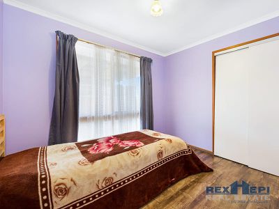 30 Narellan Drive, Hampton Park