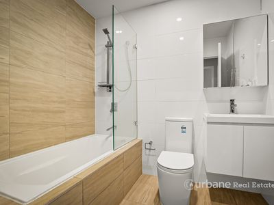 31 / 50 Loftus Crescent, Homebush