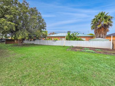 126 York Street, Forbes