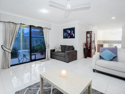 1 Bluetail Crescent, Upper Coomera