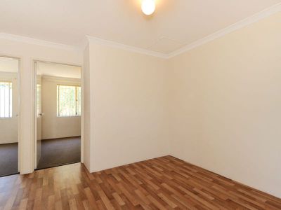 15 Edgecumbe Terrace , Baldivis