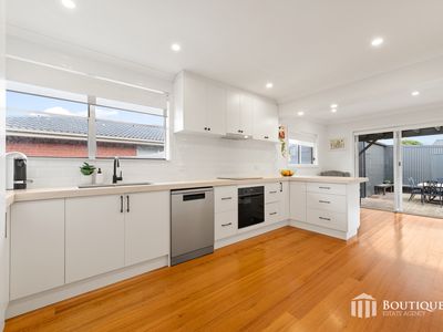 2 Victoria Court, Dandenong North