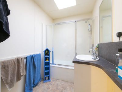 64 Martindale Cres, Seymour