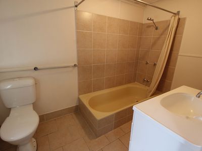 2 / 64 Windang Road, Windang