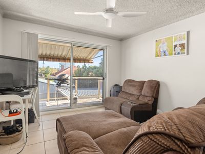 10 / 15 Lake Street, Forster