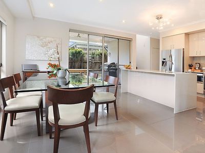 4 Park Avenue, Alderley