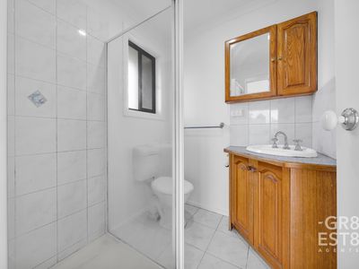 6 Regal Avenue, Hallam