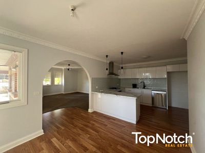 2 / 45 White Street, Kilmore