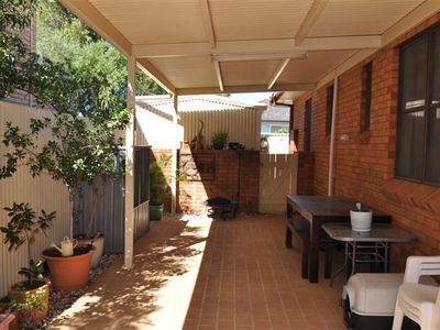 1 Honeysuckle Street, Forbes