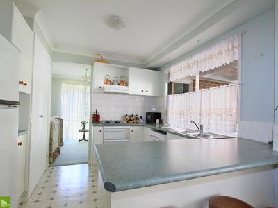 4 Goldenwood Ave, Horsley