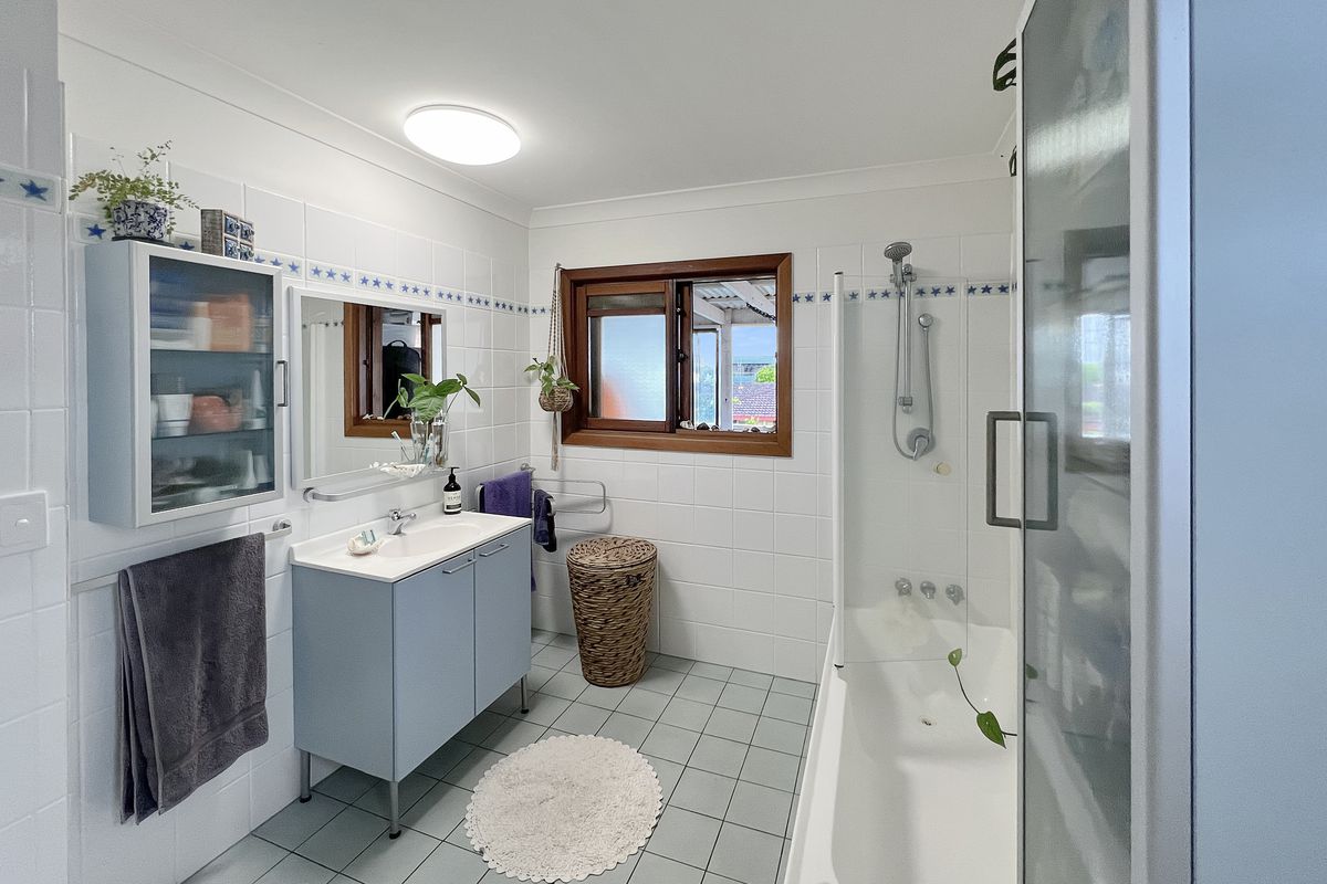 1 / 48 Tallebudgera Drive, Palm Beach