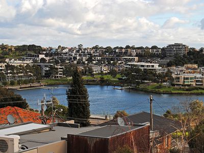 12 / 4-12 Fisher Parade, Ascot Vale