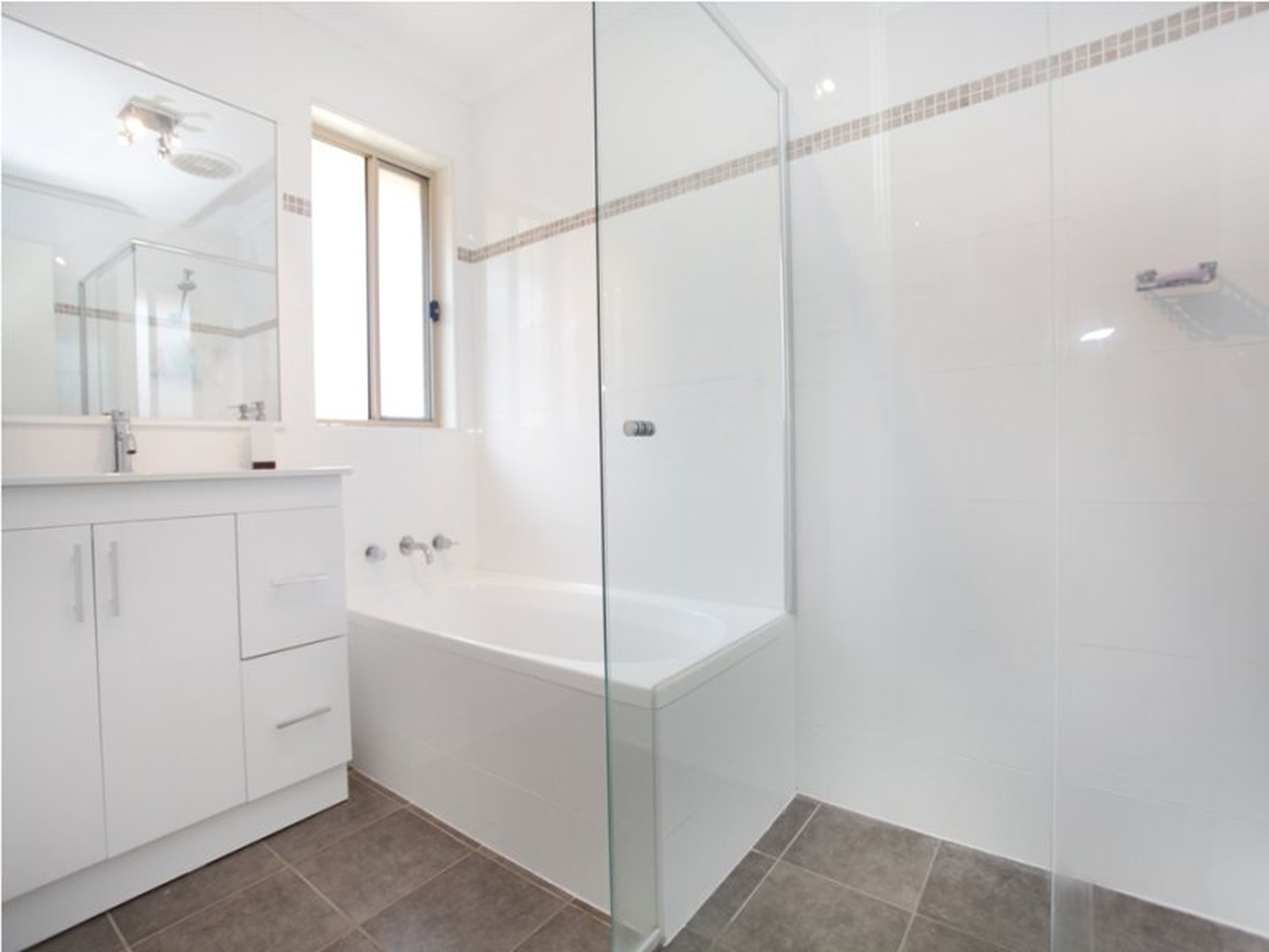 4 / 11 Chapman Street, WERRINGTON