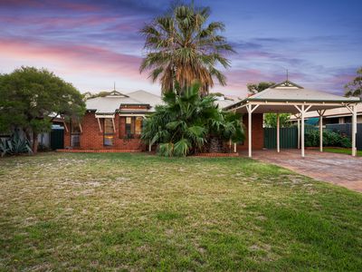 18 Robertson Street, West Lamington