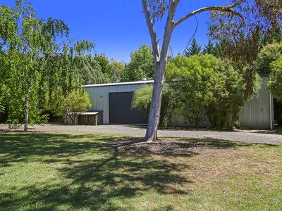 623 Back Creek Road, Yackandandah