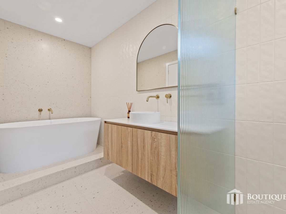 7 Roslyn Court, Dandenong North