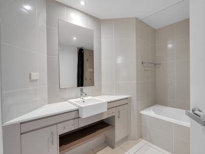 247 / 12 Gregory Street, Westcourt