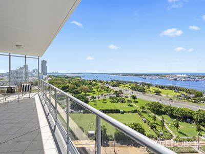 1605 / 1 Como Crescent, Southport