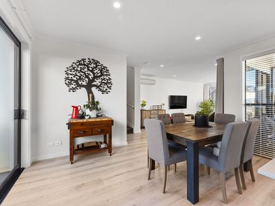 4 Marine Parade, Hobsonville