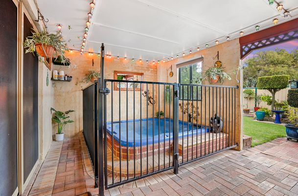 19 Conway Loop, Waikiki