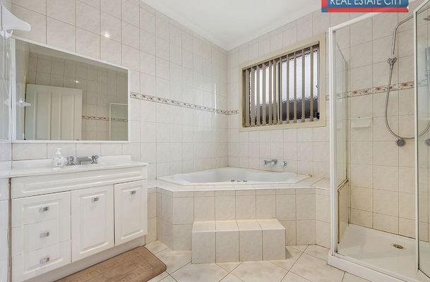 47 Rio Grande Drive, Roxburgh Park