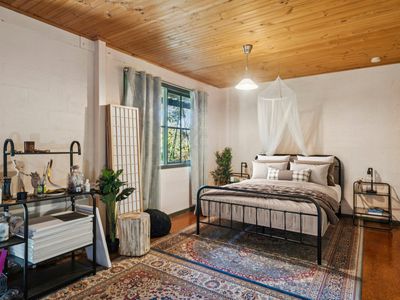 6 Murmuring Way, Goughs Bay