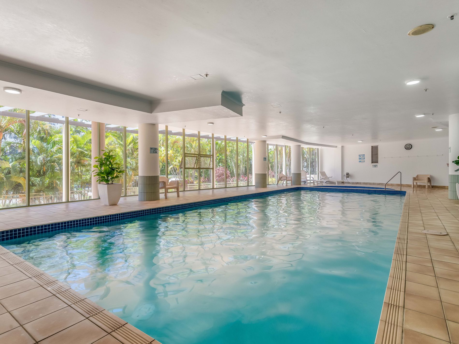 9 / 29-39 Woodroffe Ave, Main Beach