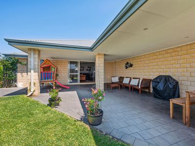 30 Cornforth Way, Piara Waters