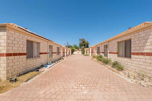 4 / 113-115 Renou Street, East Cannington