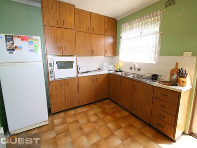 2 / 8 Ritchie Road, Yagoona