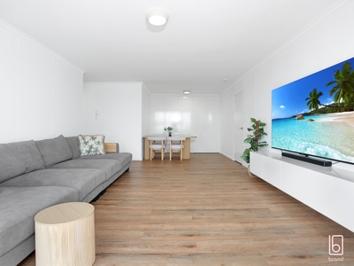 9 / 11-13 Ocean Parade, The Entrance