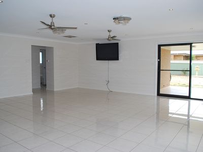 24 Holmwood Drive, Dubbo