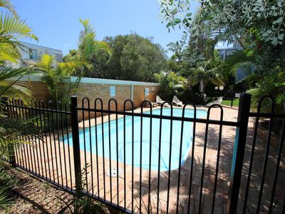 15 / 21 Beach Road, Hawks Nest