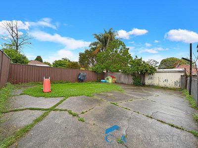 77 View St, Sefton