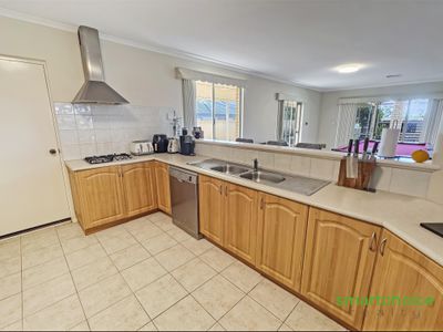8 Orlando Avenue, Bibra Lake