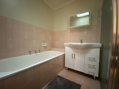 1 / 112 Tower Road, Werribee