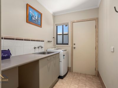 1 / 20 Barber Close, Tallwoods Village