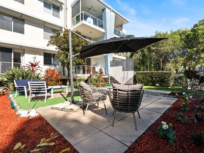 513 / 66 Sickle Avenue, Hope Island