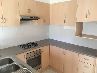 2 / 16 Seymour Drive, Flinders