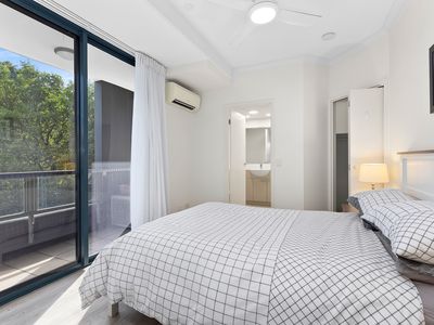 302 / 21 Patrick Lane, Toowong