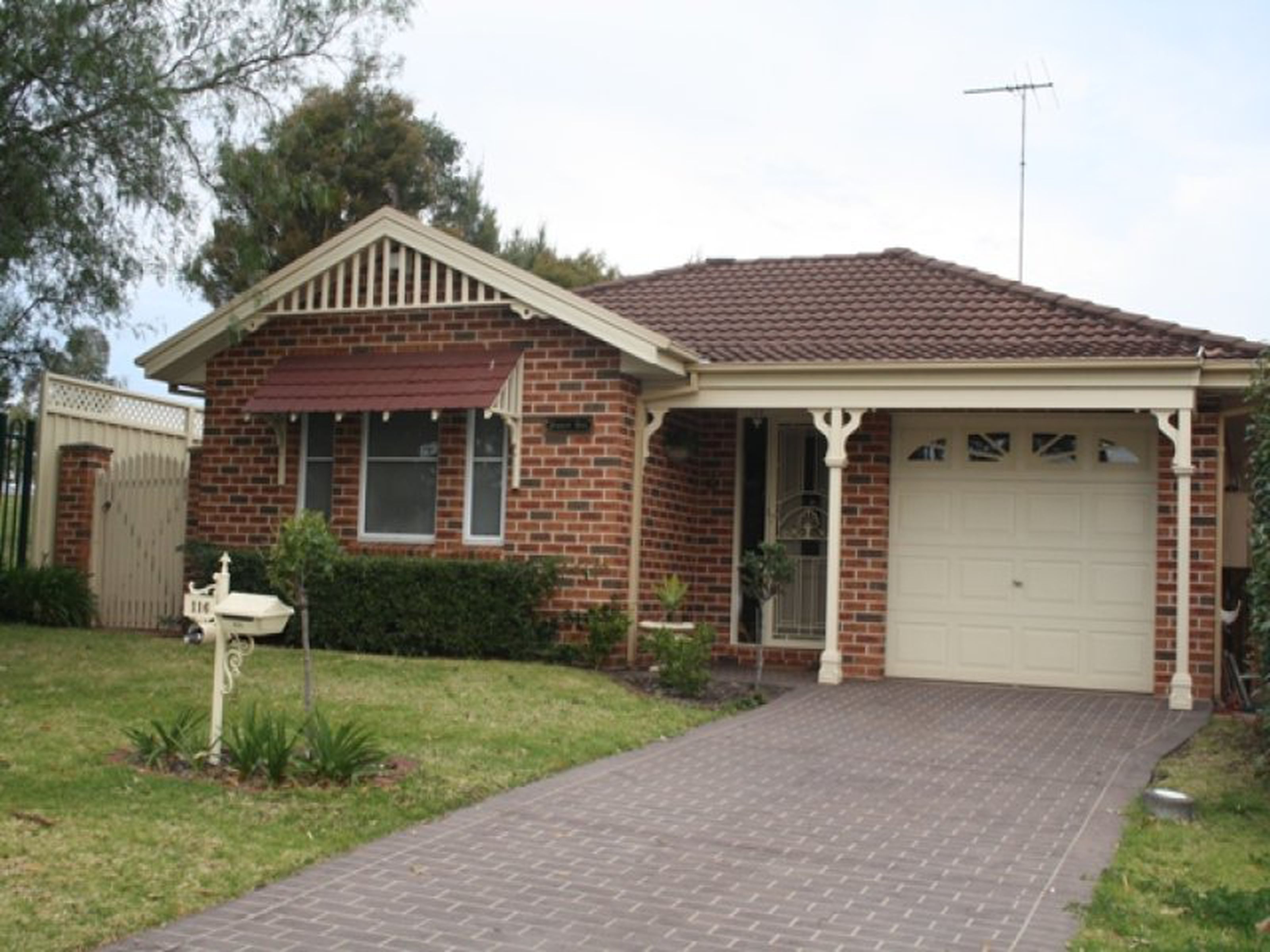 116 Garswood Road, GLENMORE PARK