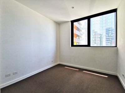 2320 / 555 Swanston Street, Carlton