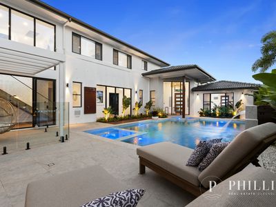 2566 Cressbrook Drive, Hope Island
