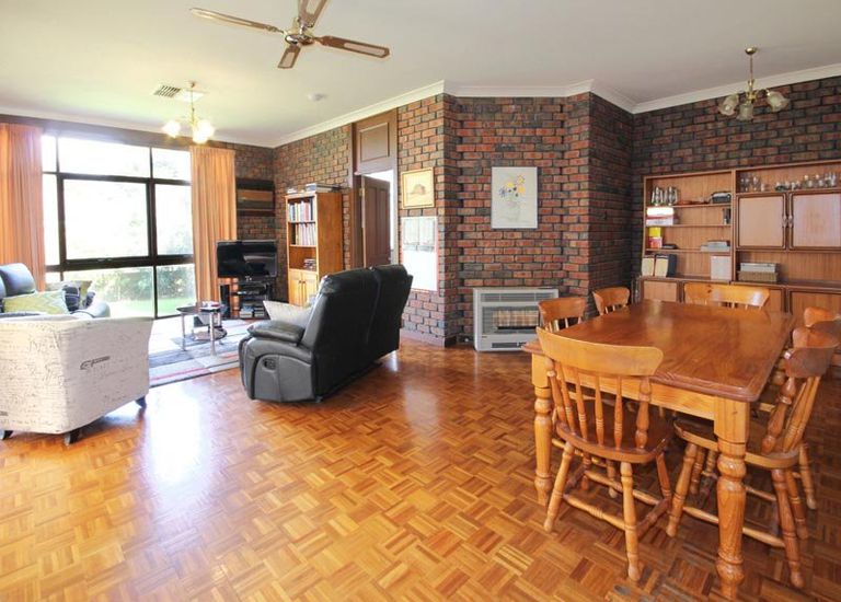 13 Anglesey Avenue, St Georges