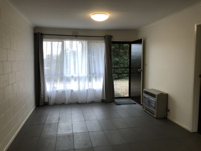 2 / 152 Bacchus Marsh Road, Corio