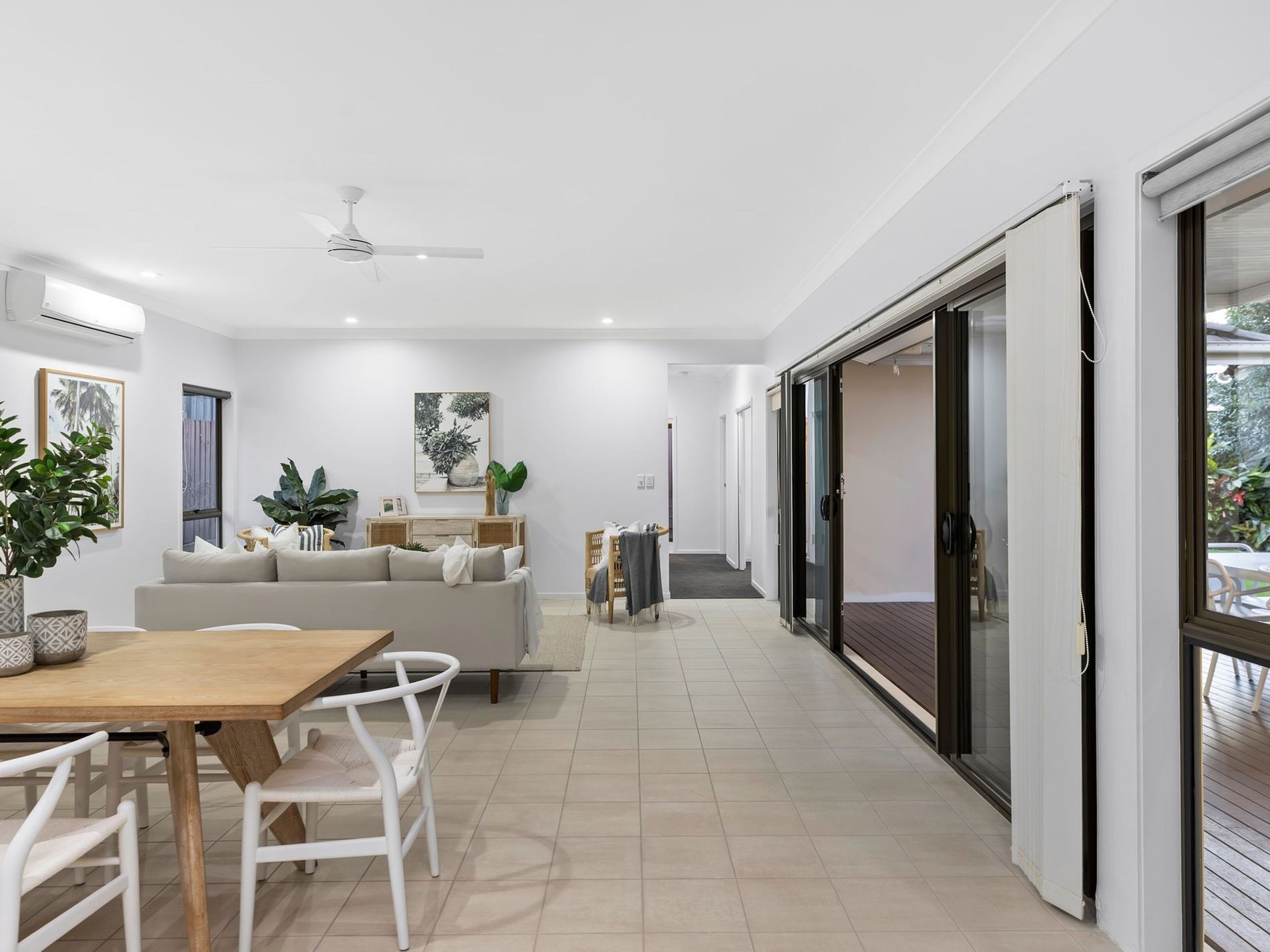 15 Hawksbury Crescent, Wakerley