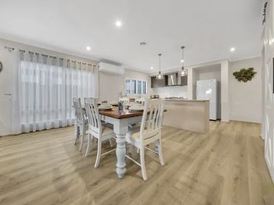 12 Atherton Way, Cranbourne West